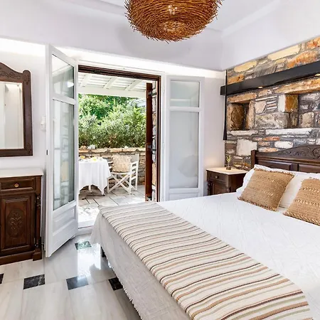 Romantica Naxos Aparthotel
